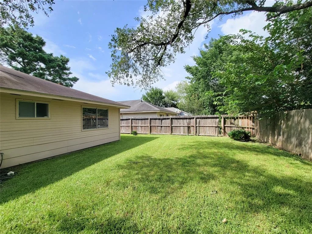 Photo of 6704 Bluebottle Lane
