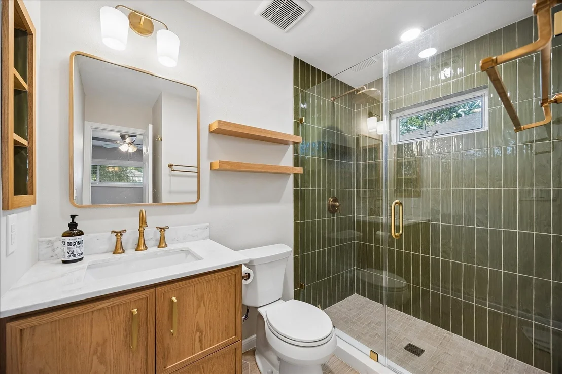 Photo of 2214 Saxon Drive