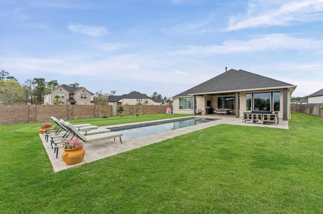 Photo of 9502 Lakeside Arbor