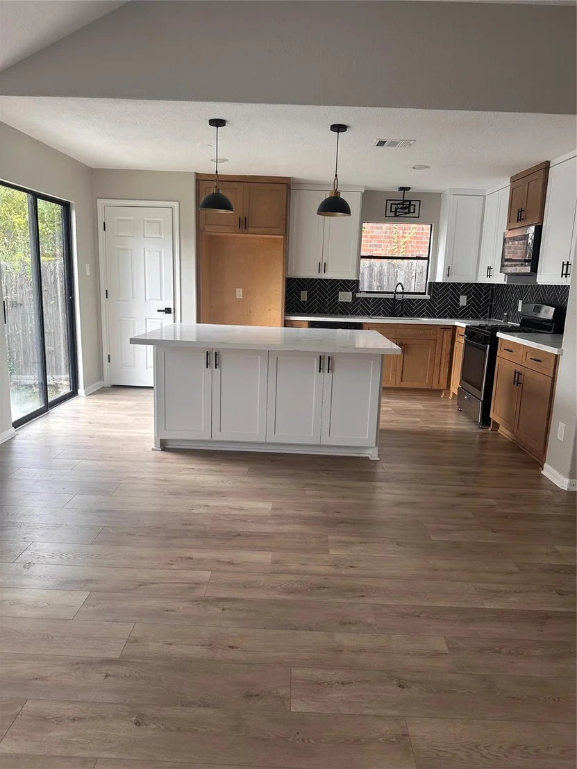 Photo of 3812 Maple Drive