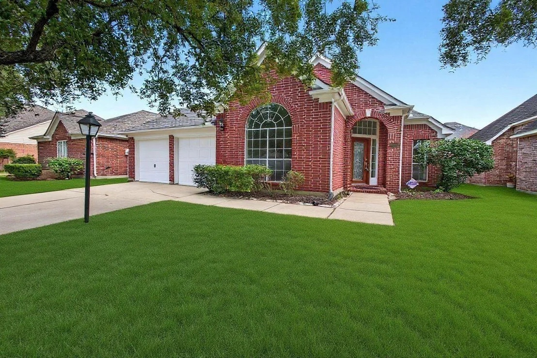 Photo of 3523 Shadymist Drive