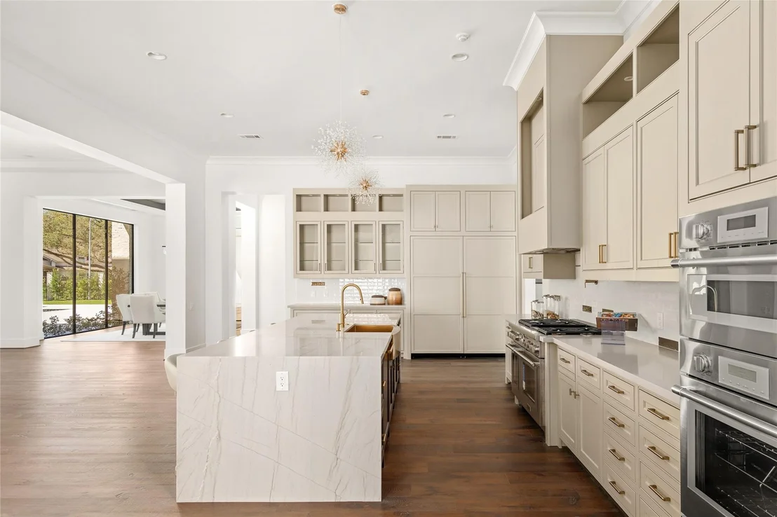 Photo of 5517 Sturbridge Drive