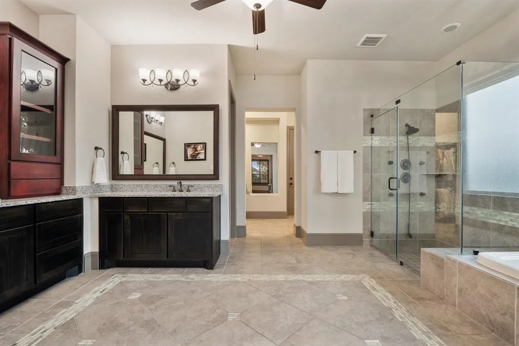 Photo of 2431 Juniper Bend