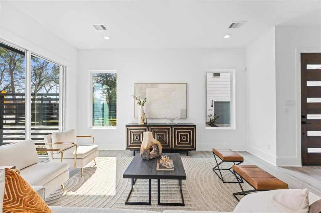 Photo of 1847 Wycliffe Drive