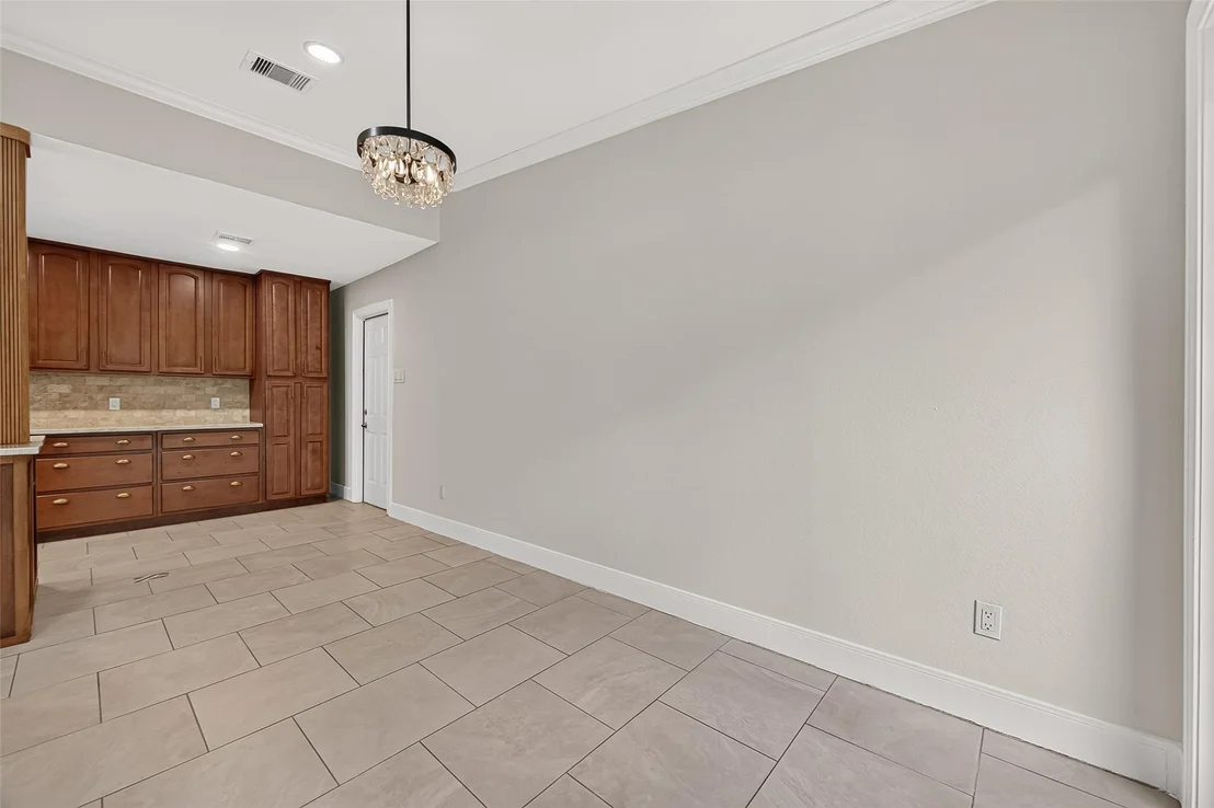 Photo of 11126 Cedarhurst Drive