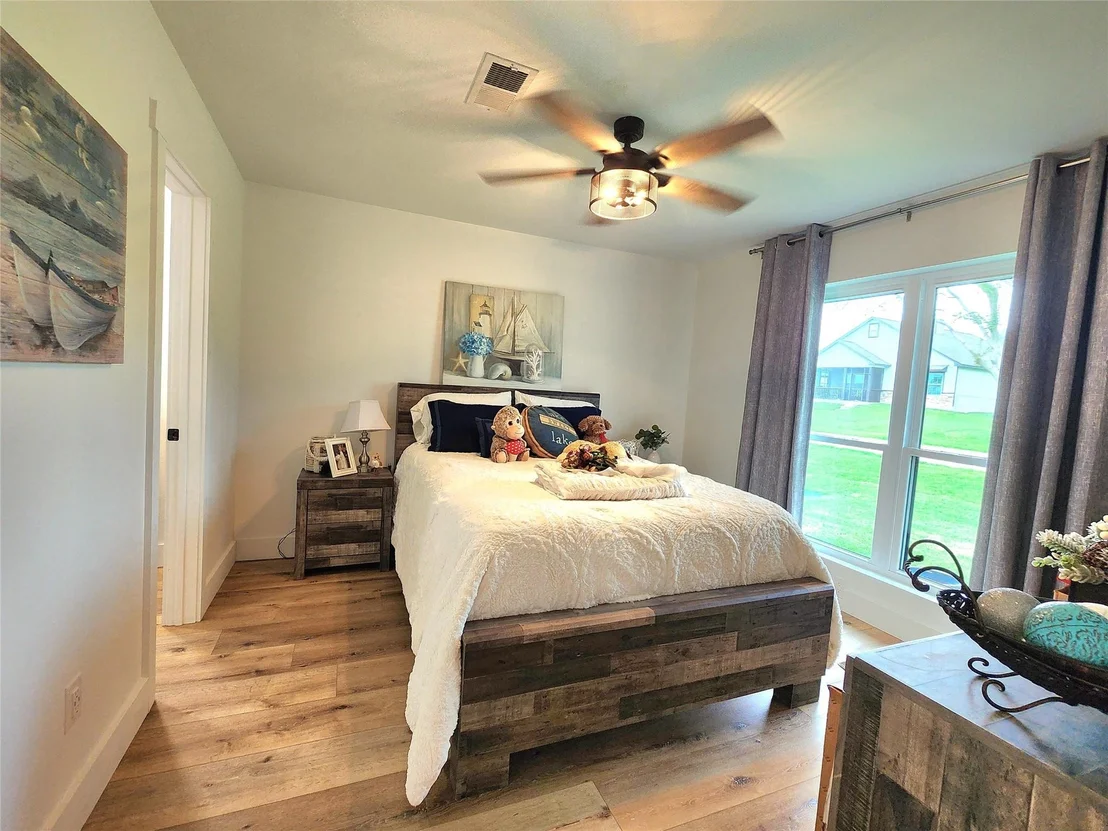 Photo of 292 Echo Lane