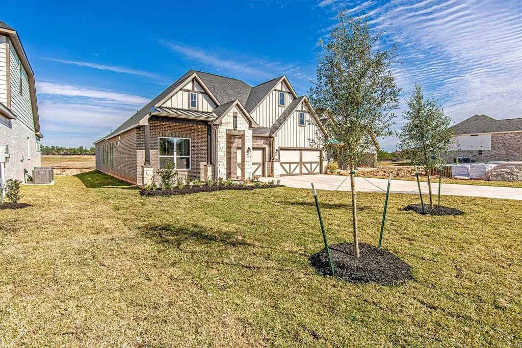 Photo of 205 Peninsula Point Drive