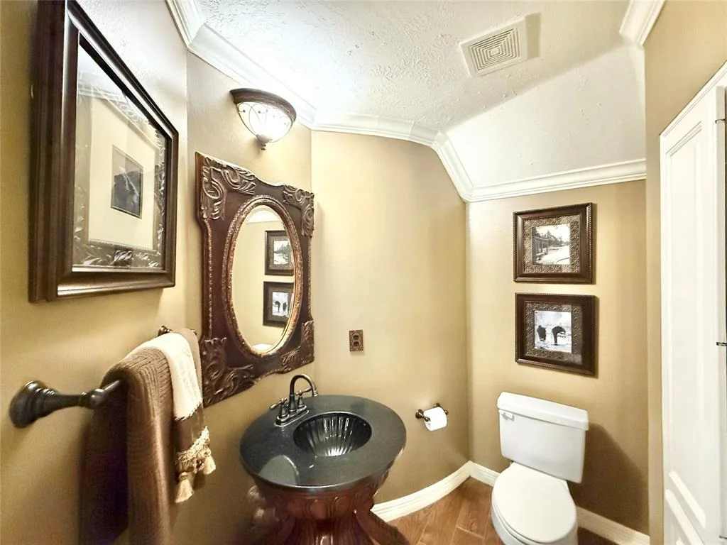 Photo of 58 Laurelhurst Circle
