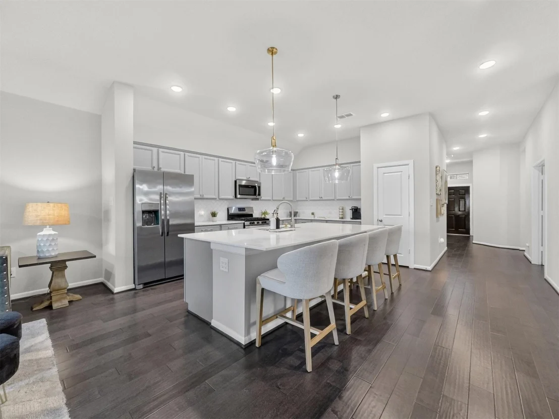 Photo of 4926 Morrison Drive