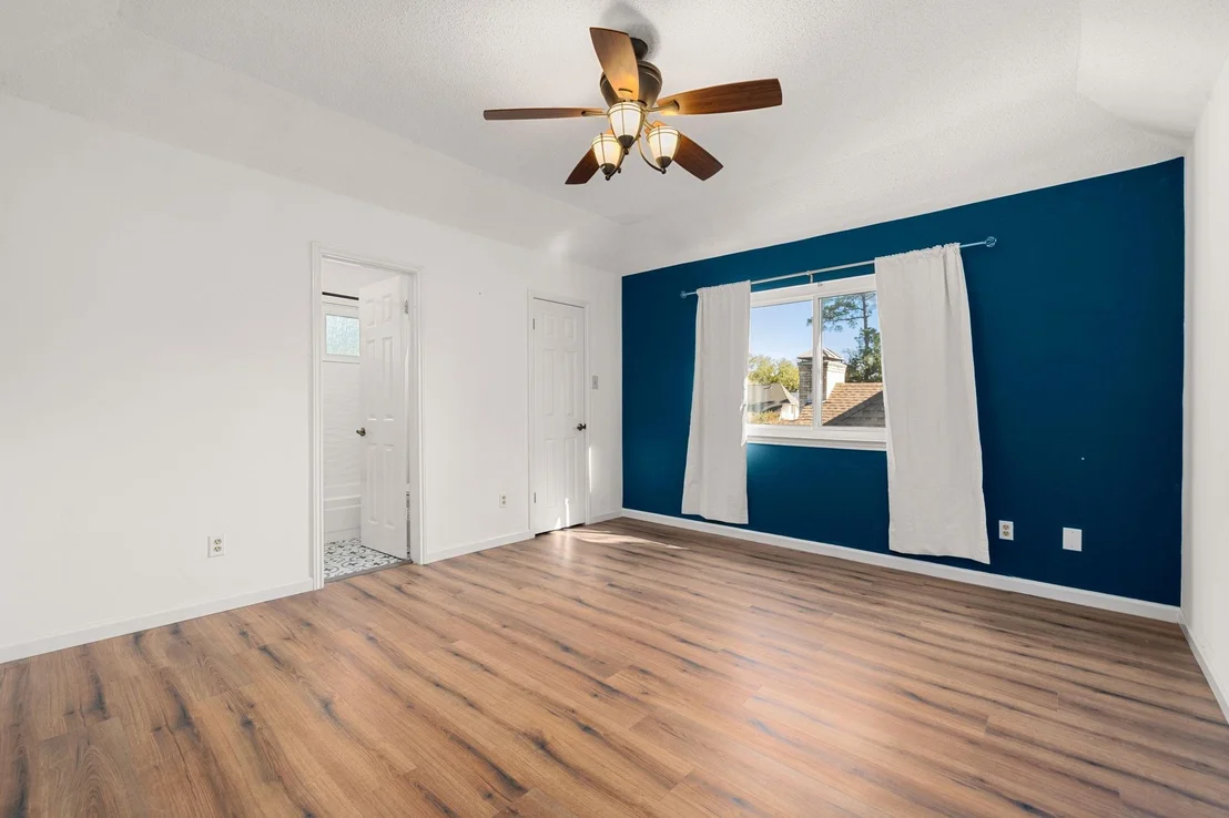Photo of 5338 Holly View Drive