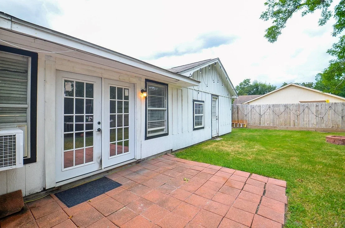 Photo of 9014 Langfield Road