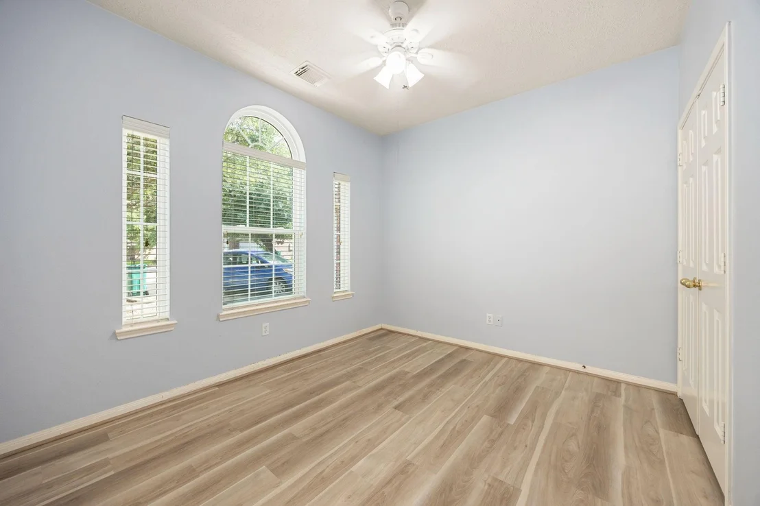 Photo of 20526 Spring Lilac Lane