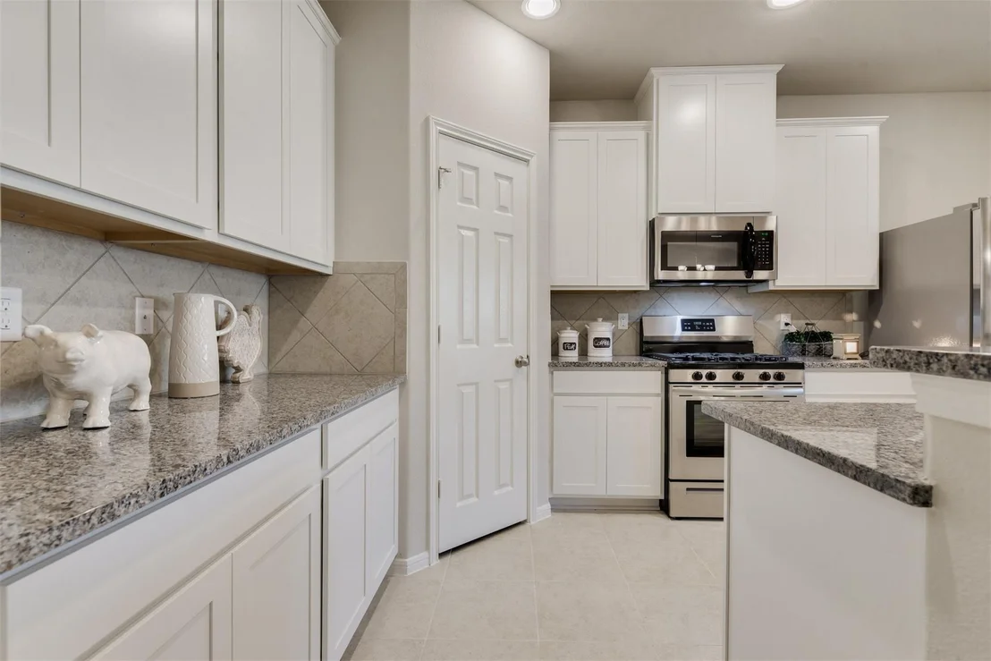 Photo of 5907 Grantgrala Drive