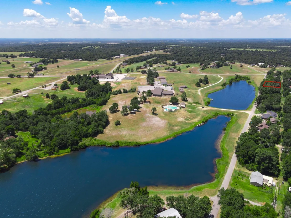 Photo of 17 Lakeview Drive
