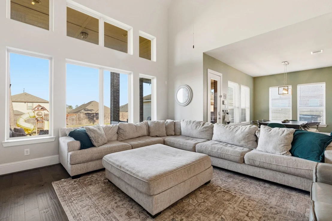 Photo of 40664 Damuth Drive