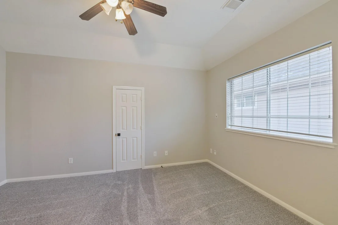 Photo of 2610 W Bainbridge Circle