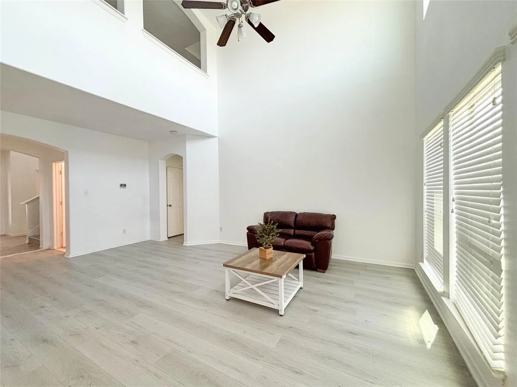 Photo of 2827 Defoe Drive