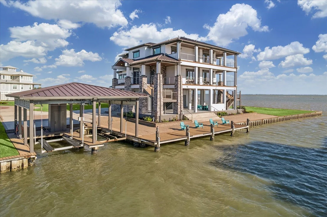Photo of 1 Water Key
