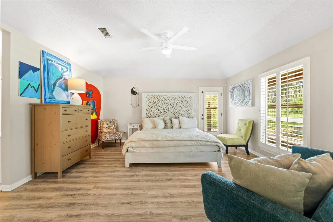 Photo of 57 Lake Forest Circle