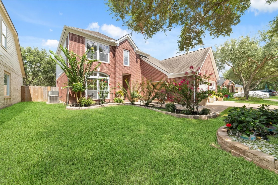 Photo of 6207 Suncrest Court