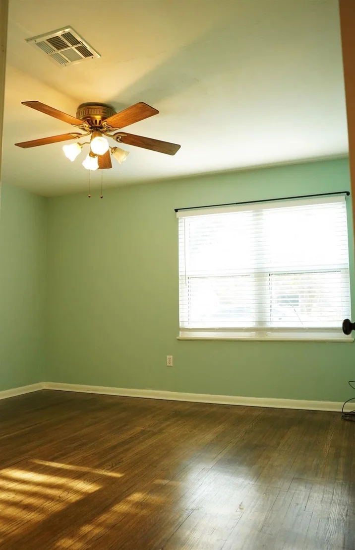 Photo of 1202 Mac Drive