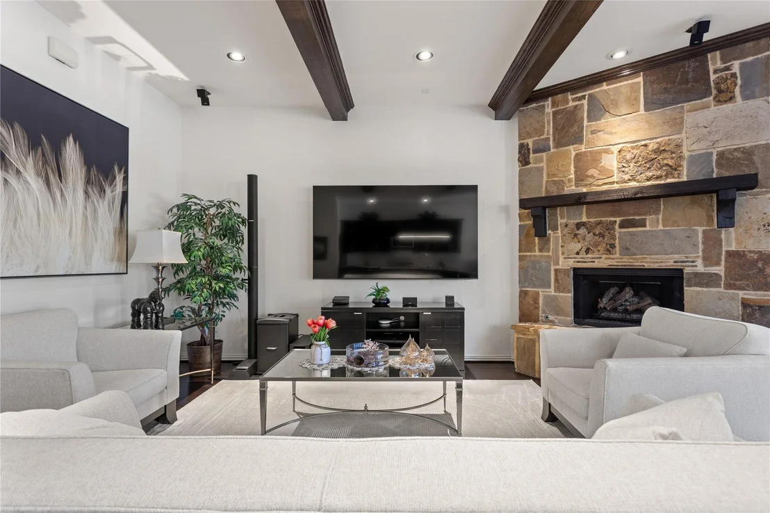 Photo of 5203 Jackson Park Lane