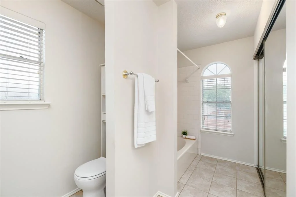 Photo of 5927 Cinnamon Creek Circle