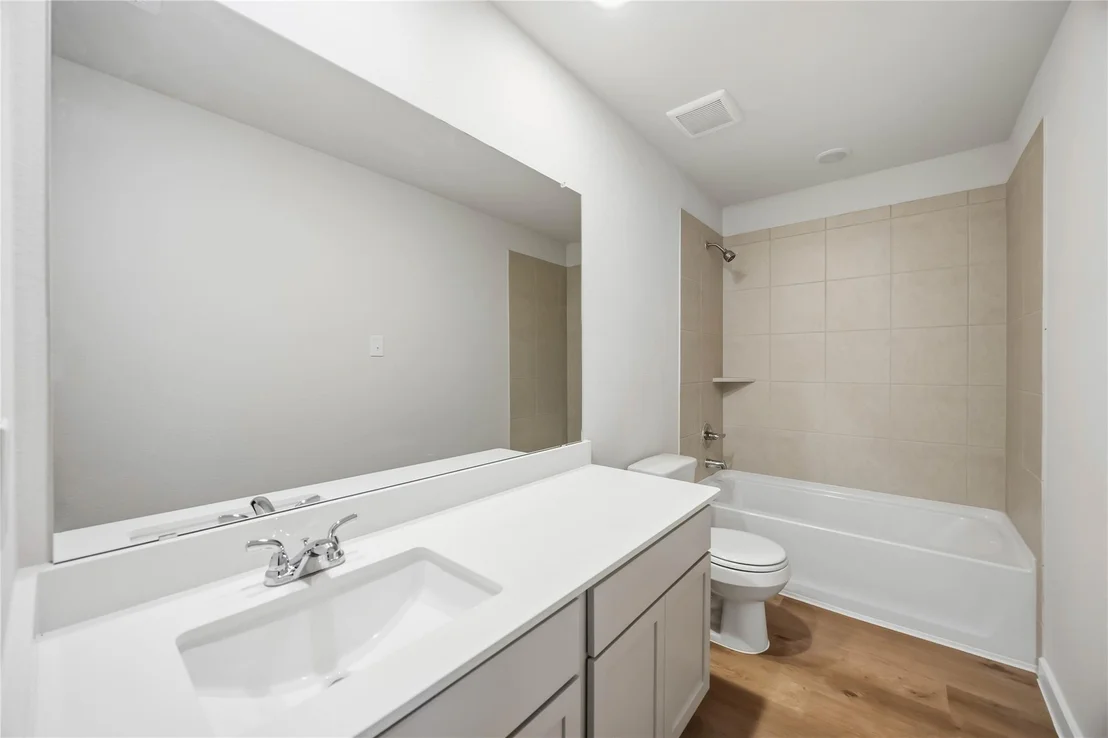 Photo of 1204 Lilly Lane