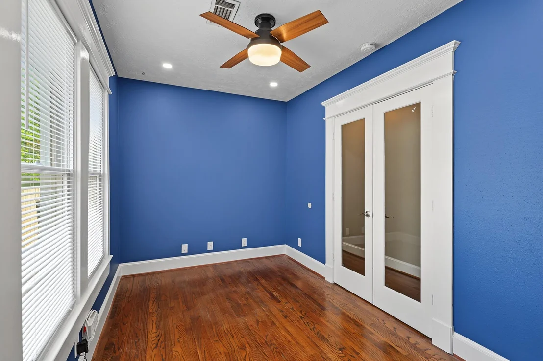 Photo of 1721 Airline Drive