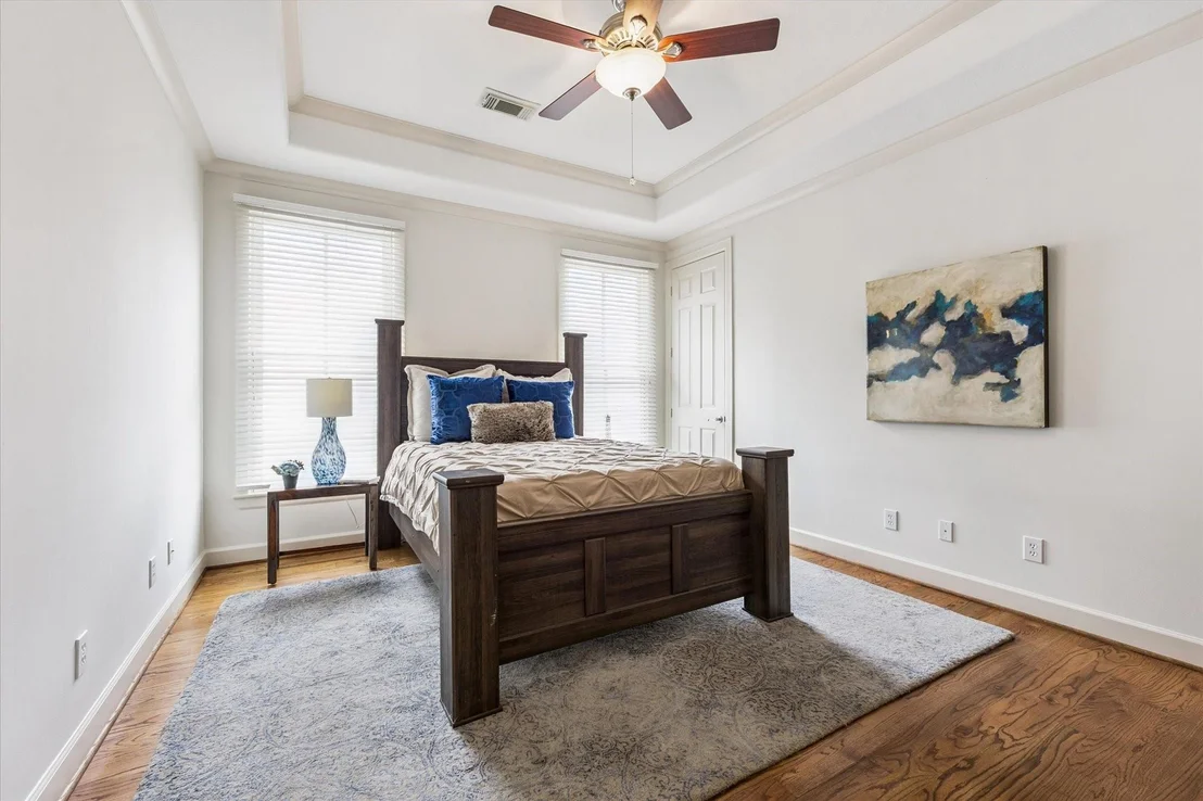 Photo of 2520 Westgate