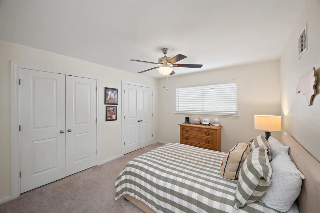 Photo of 14511 Oak Bend Drive