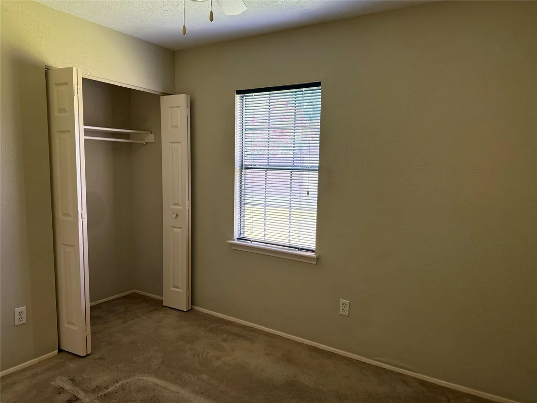 Photo of 24303 Four Sixes Lane