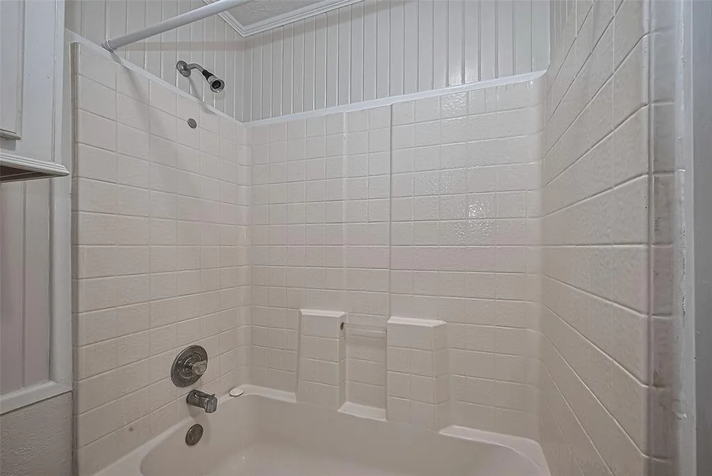 Photo of 1372 W Pine Lake Circle