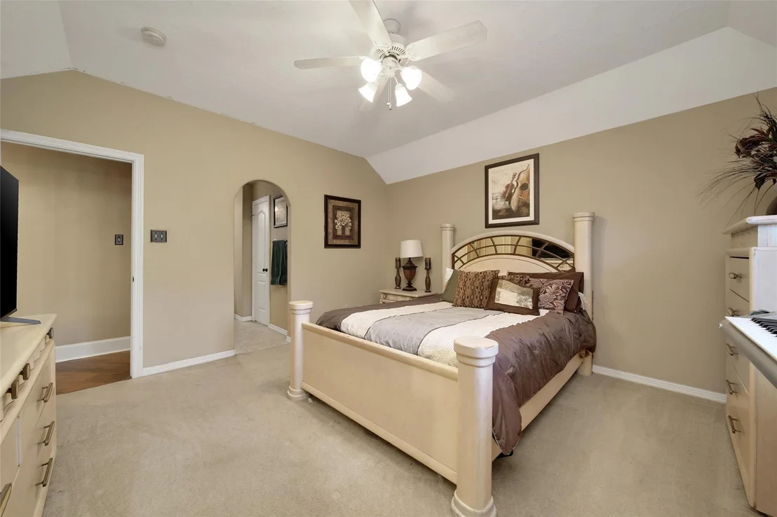 Photo of 20874 Sweetglen Drive