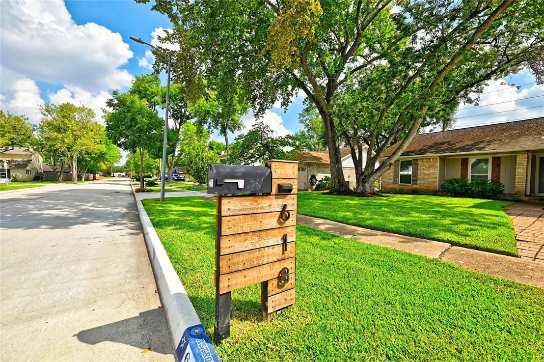 Photo of 618 William Morton Drive