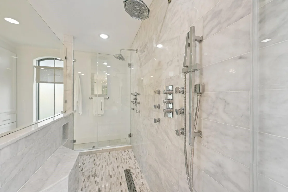 Photo of 1302 Riverview Circle