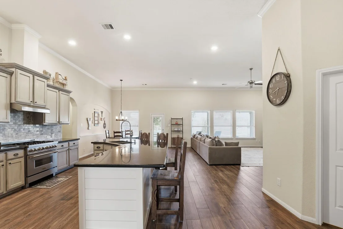 Photo of 4115 Broadmoor Drive