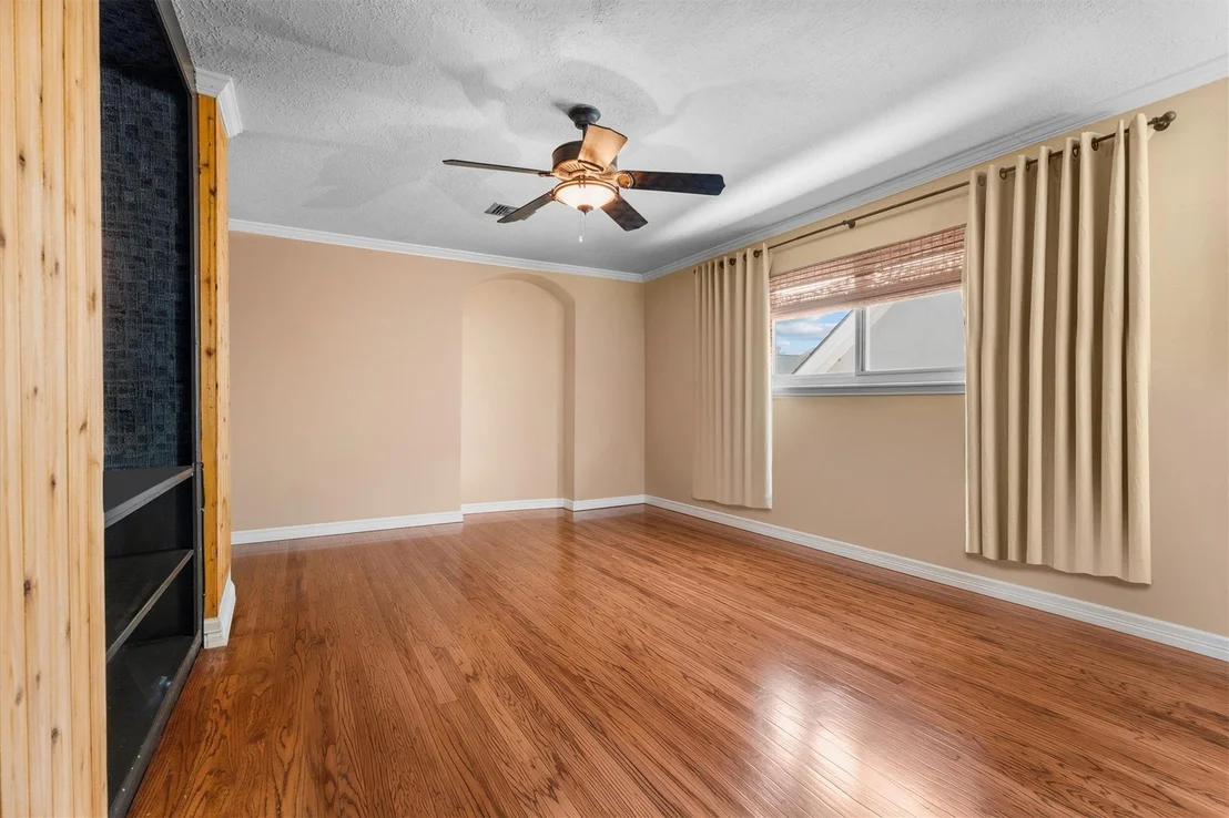 Photo of 9103 Herts Road