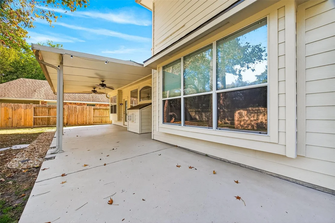 Photo of 15706 Clear Pointe Drive