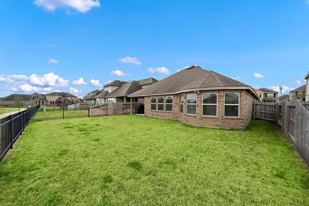 Photo of 15714 Giant Pine Lane
