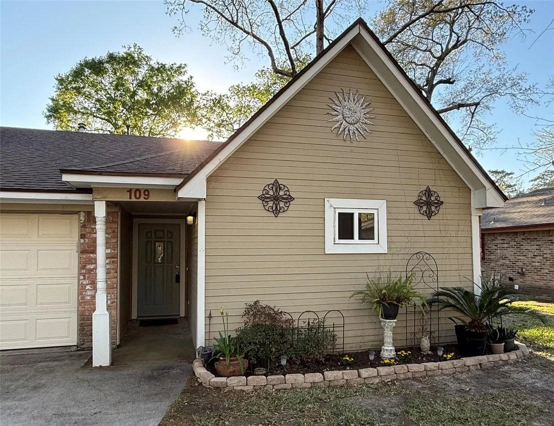 Photo of 109 Ponderosa Trail