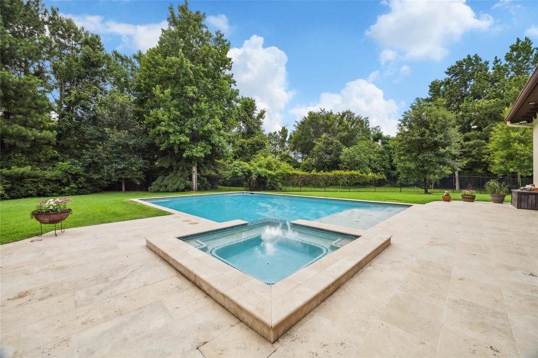 Photo of 25901 Haven Lake Drive