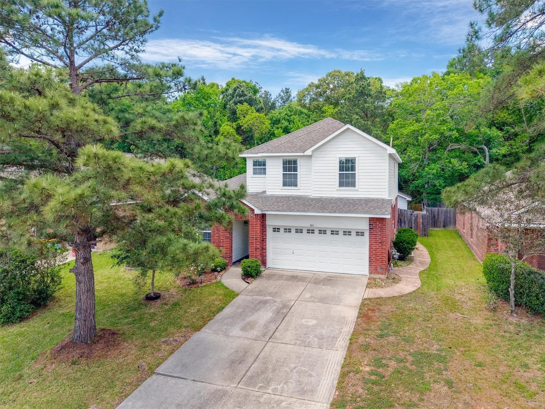 Photo of 981 Doire Drive