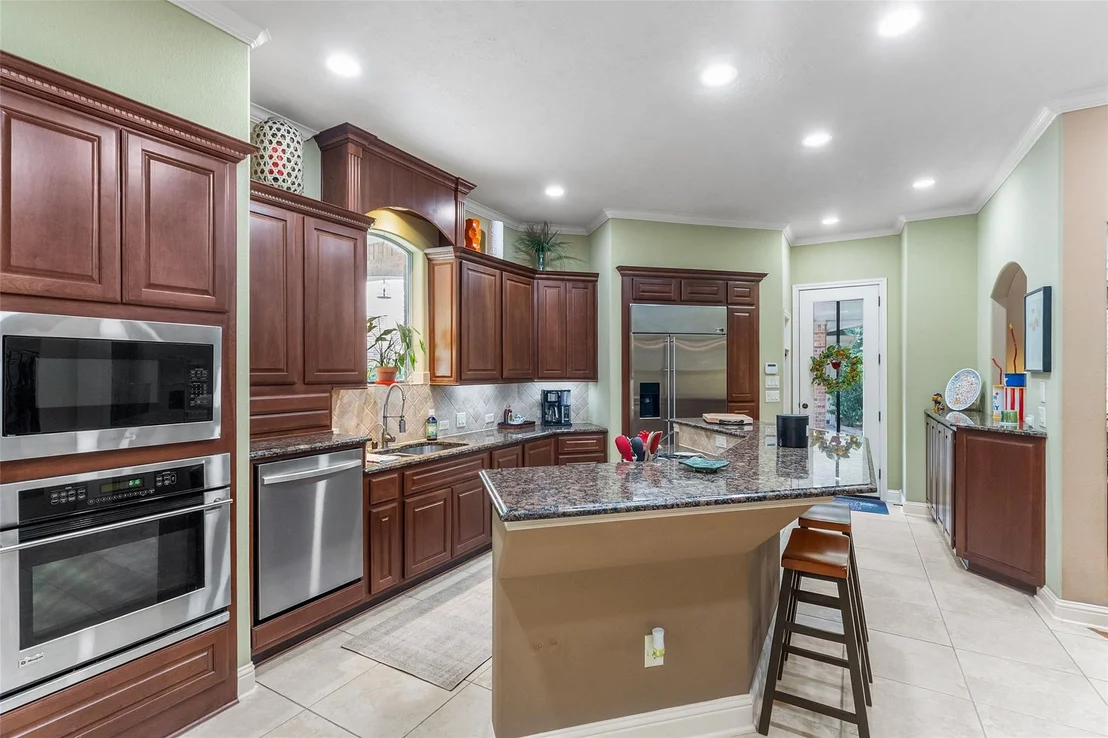 Photo of 103 Player Oaks Place