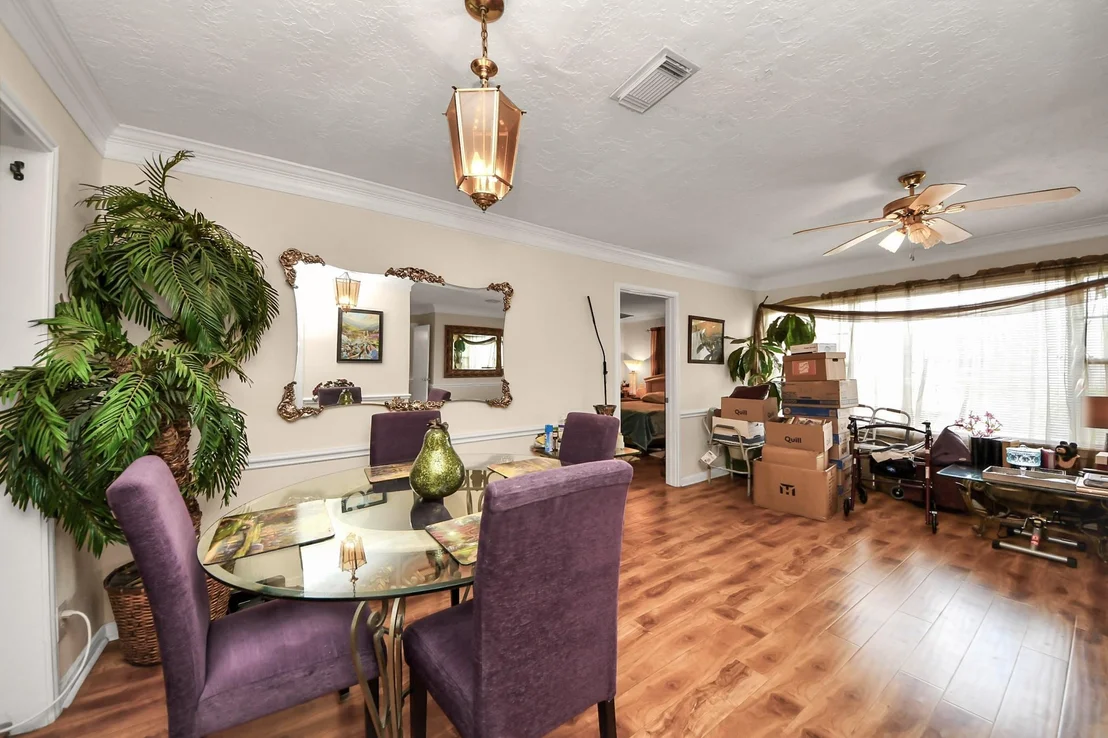 Photo of 1806 San Jacinto Drive