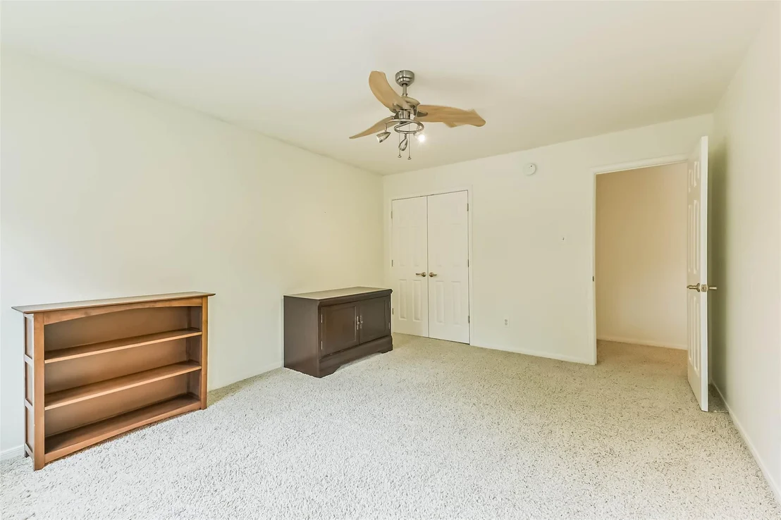 Photo of 21930 Willow Shadows Drive