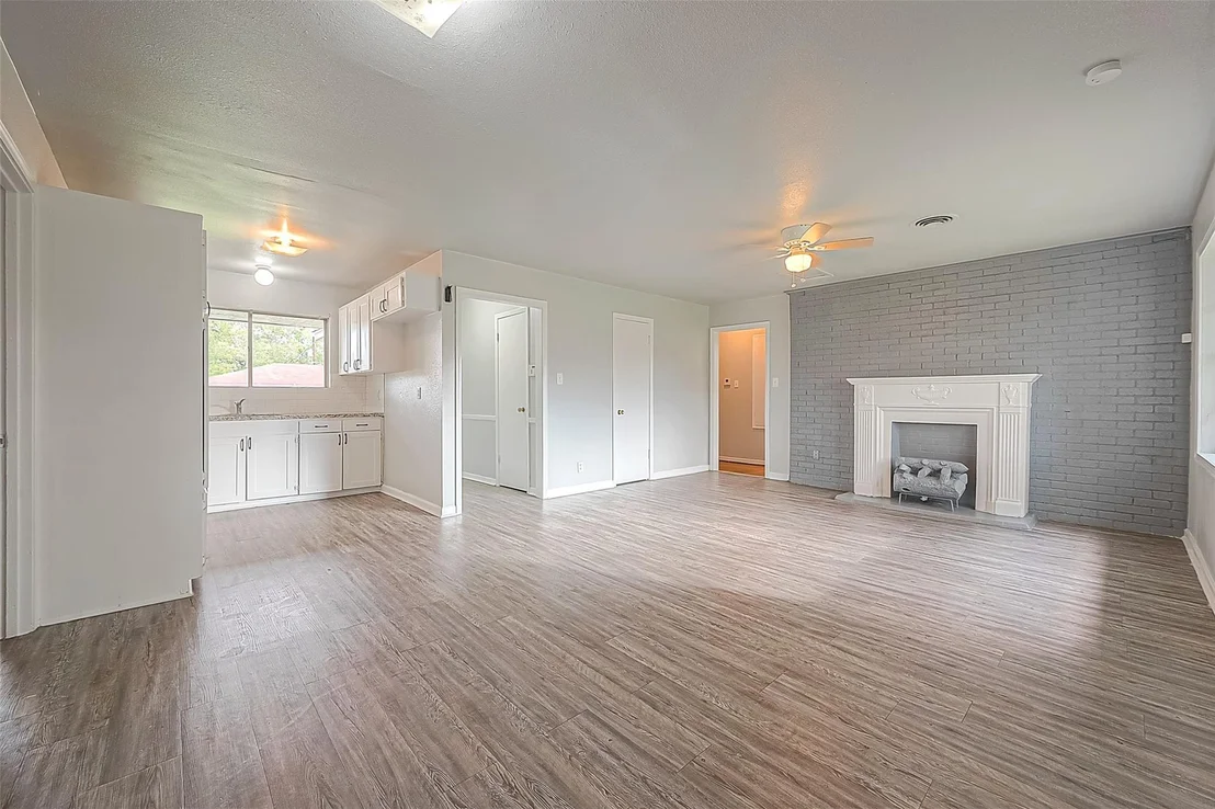 Photo of 5646 Cedarburg Drive