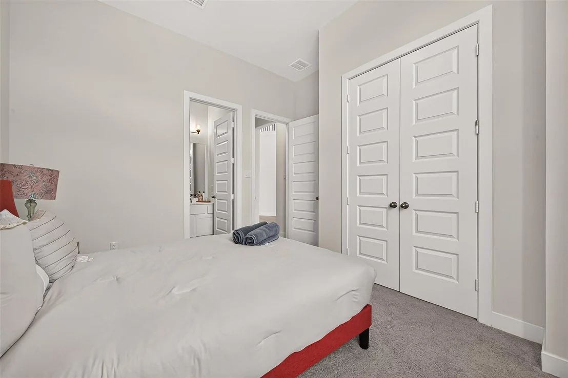 Photo of 31019 Sun Valley Drive
