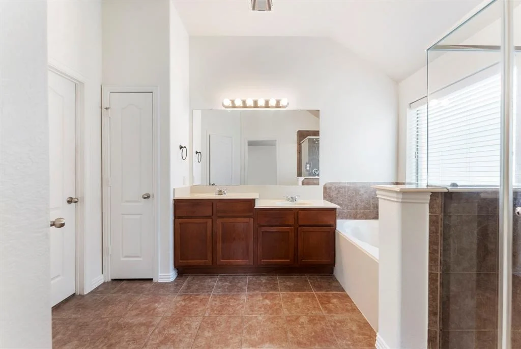 Photo of 28519 Lockeridge View Drive