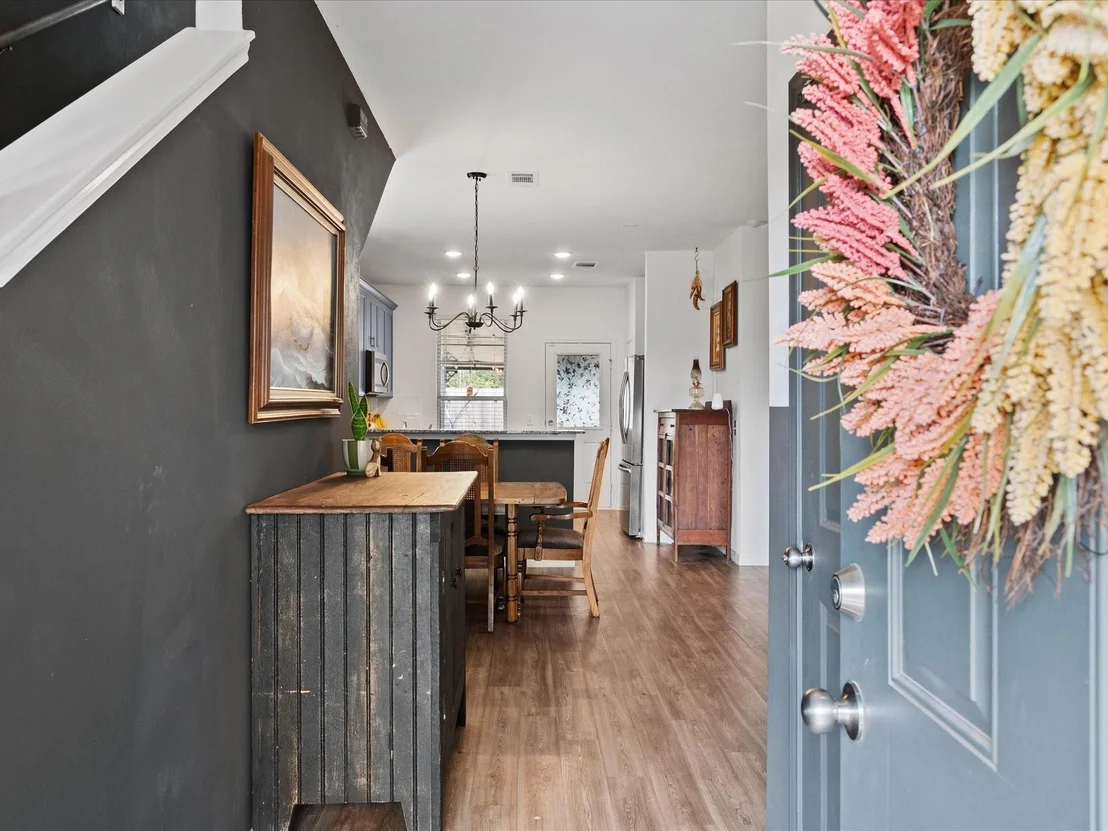 Photo of 301 Maple Bark Trail